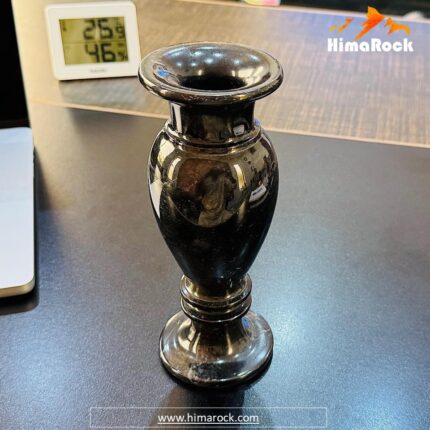 Vase Black ziarat